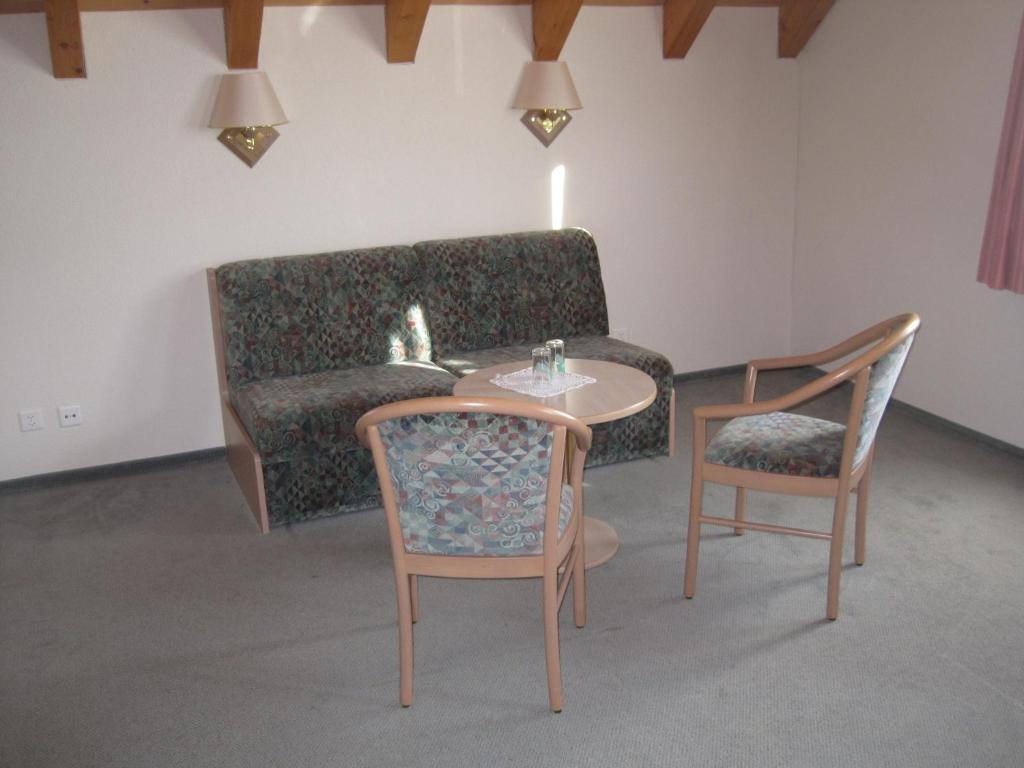 Hotel Des Alpes Realp Ruang foto