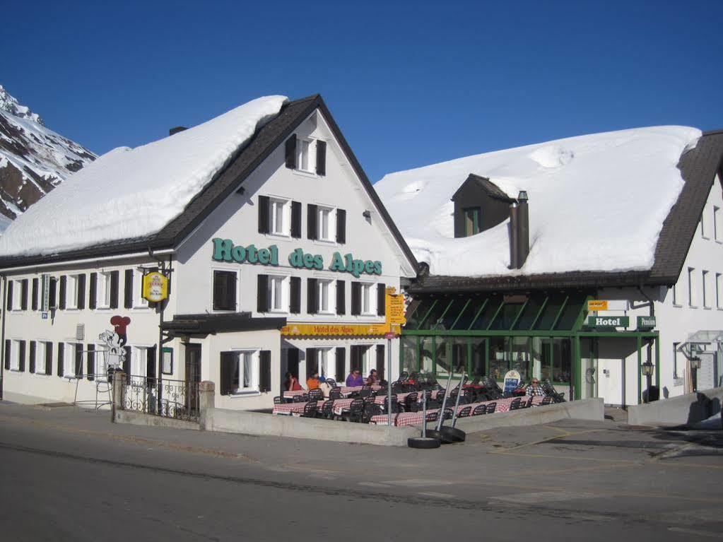 Hotel Des Alpes Realp Bagian luar foto